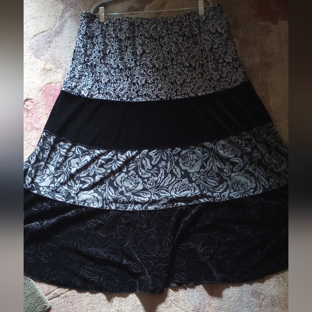 Coldwater Creek Holiday Tiered Skirt 1X